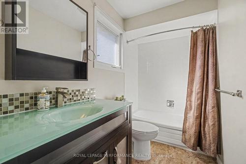 ensuite bathroom - 1466 Prestone Drive, Ottawa, ON 