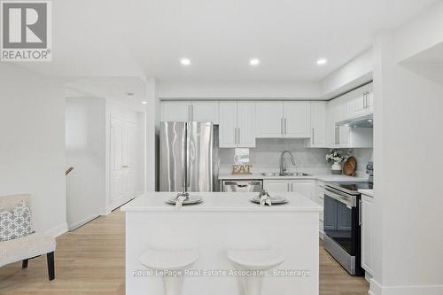 New Kitchen - 16 - 3975 Eglinton Avenue W, Mississauga, ON 
