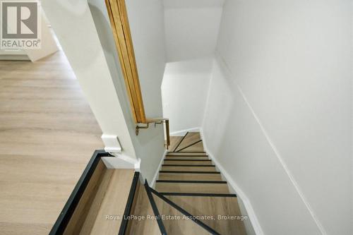 16 - 3975 Eglinton Avenue W, Mississauga, ON 