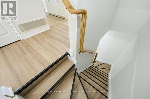 16 - 3975 Eglinton Avenue W, Mississauga, ON 