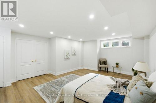 16 - 3975 Eglinton Avenue W, Mississauga, ON 