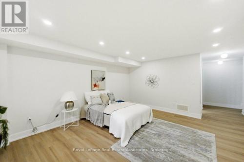 16 - 3975 Eglinton Avenue W, Mississauga, ON 