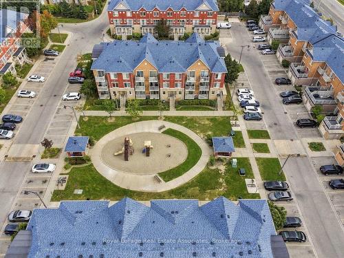 16 - 3975 Eglinton Avenue W, Mississauga, ON 