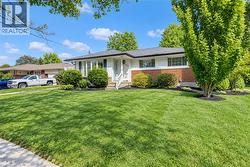 133 CORNELL Avenue Kitchener, ON N2G 3E5