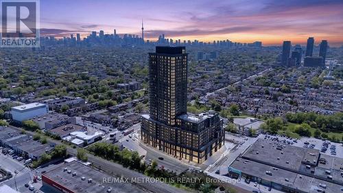 613 - 1185 DUPONT STREET , Toronto, Ontario M6H 0G5