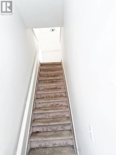 UPPER/2ND FLOOR - 1044 KINGSTON ROAD , Toronto, Ontario M4E 1T4 3