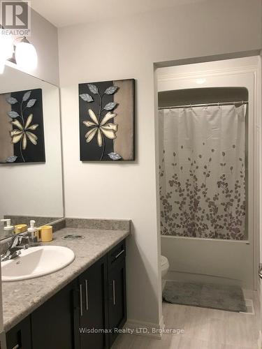 15 Winterberry Boulevard, Thorold (Confederation Heights), ON 