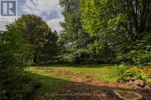 34 COUSINS DRIVE , Aurora, Ontario L4G 1B4 5