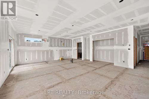 207 Merritt Court, North Middlesex (Parkhill), ON 
