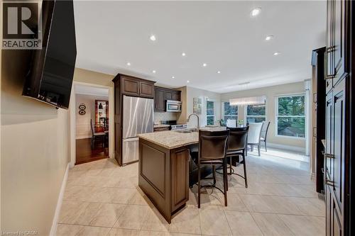 2284 Mansfield Drive, Burlington, ON 