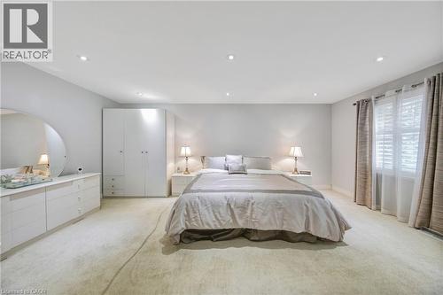 2284 Mansfield Drive, Burlington, ON 