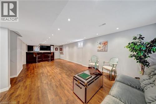2284 Mansfield Drive, Burlington, ON 
