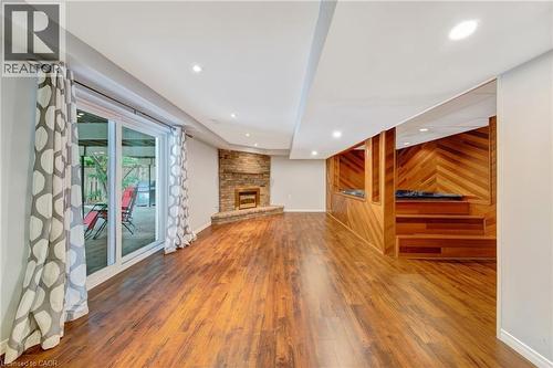2284 Mansfield Drive, Burlington, ON 