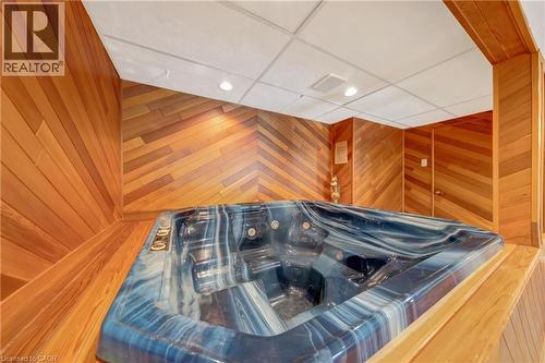 2284 Mansfield Drive, Burlington, ON 