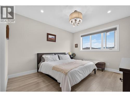 2400 Hawks Boulevard, West Kelowna, BC 