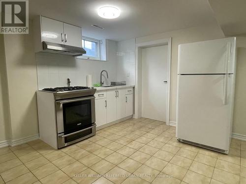 BSMT - 384 MAPLE LEAF DRIVE , Toronto, Ontario M6L 1P6 4