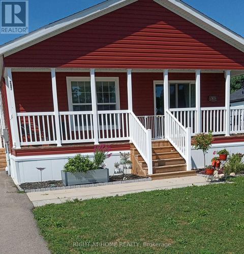 207 SPRUCE STREET  West Grey, ON N4N 0C4