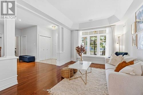 212 Janet Way, Ottawa, ON 