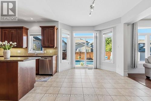 212 Janet Way, Ottawa, ON 