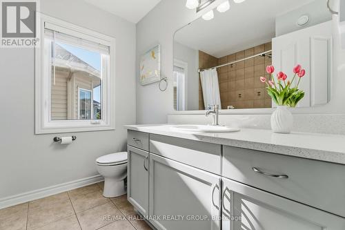 212 Janet Way, Ottawa, ON 