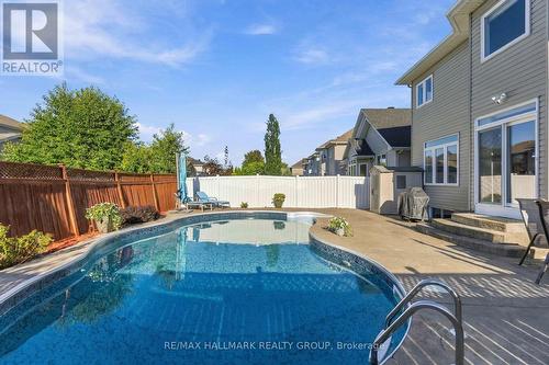 212 Janet Way, Ottawa, ON 
