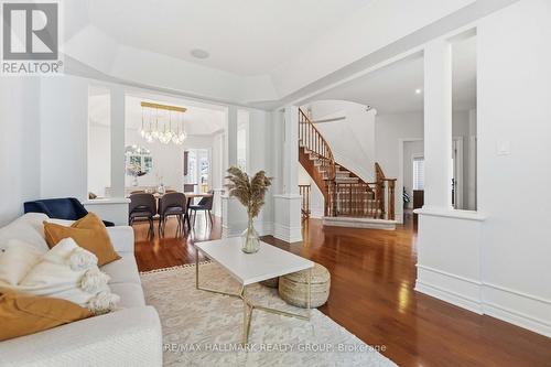 212 Janet Way, Ottawa, ON 