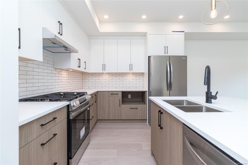 1120 Deltana Ave, Langford, BC 