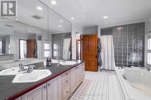 6038 Main Street, Whitchurch-Stouffville, ON 