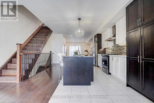 32 Mcgurran Lane, Richmond Hill, ON 