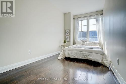 32 Mcgurran Lane, Richmond Hill, ON 