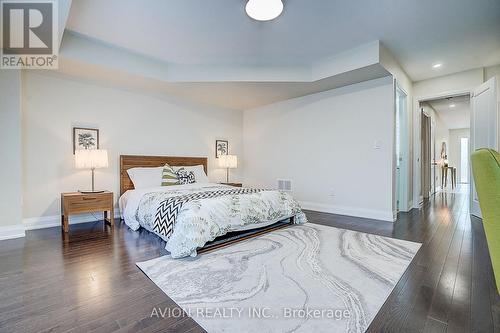 32 Mcgurran Lane, Richmond Hill, ON 
