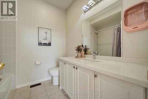 126 Hartney Drive, Richmond Hill, ON 