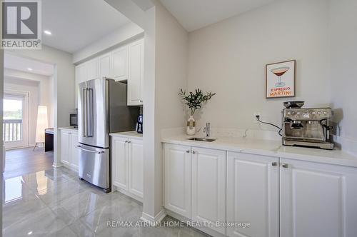 126 Hartney Drive, Richmond Hill, ON 