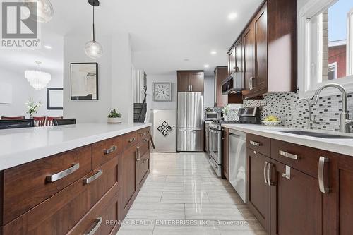 2506 Cobbinshaw Circle, Mississauga, ON 