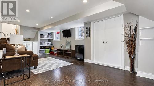 2506 Cobbinshaw Circle, Mississauga, ON 
