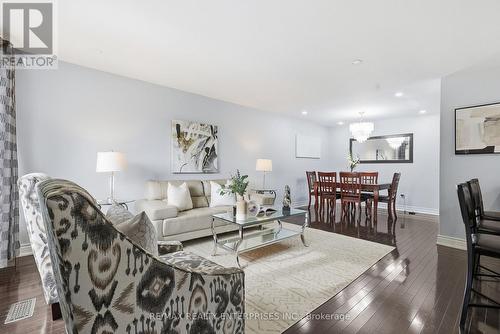 2506 Cobbinshaw Circle, Mississauga, ON 