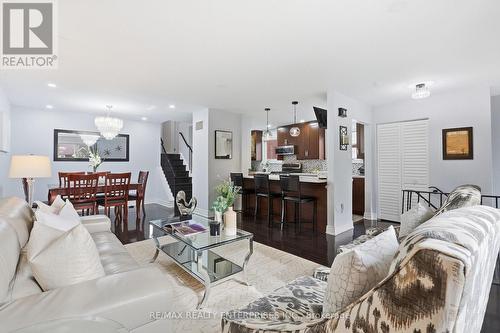 Main level living, dining & kitchen - 2506 Cobbinshaw Circle, Mississauga, ON 