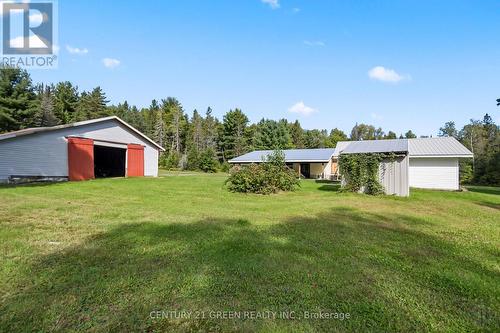879 Lake Bernard Road S, Sundridge, ON 