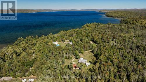 879 Lake Bernard Road S, Sundridge, ON 