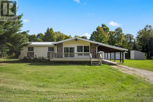 879 Lake Bernard Road S, Sundridge, ON 