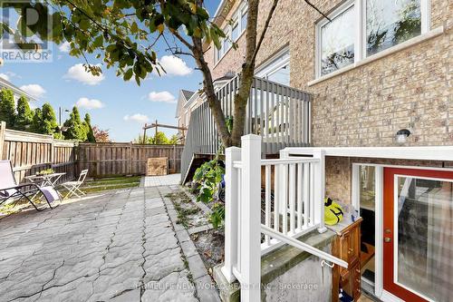 5 Rivington Avenue, Vaughan, ON 