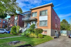 2185  - 2187 Rue du Collège Montréal (Saint-Laurent), QC H4M 1L5