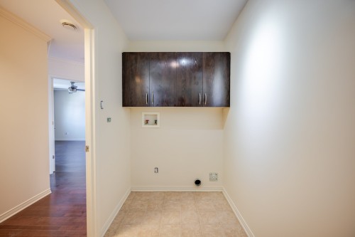 Salle de lavage - 6-69 Rue Marie-Victorin, Saint-Eustache, QC 
