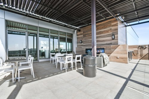 Terrasse - 608-3641 Av. Jean-Béraud, Laval (Chomedey), QC 