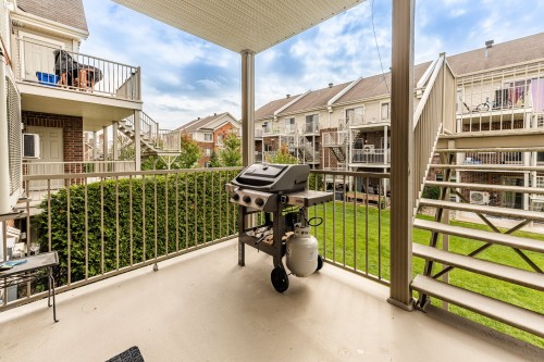 Balcon - 3822 Boul. Gareau, Longueuil (Saint-Hubert), QC 