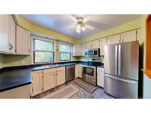 41 Hillsview Cres, Rothesay, NB 