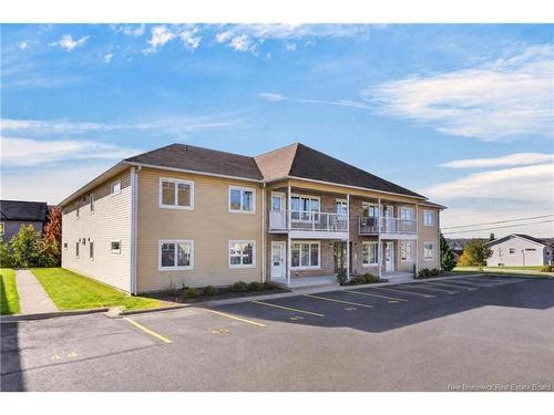 214-39 Sunny Brae Dr, Fredericton, NB 