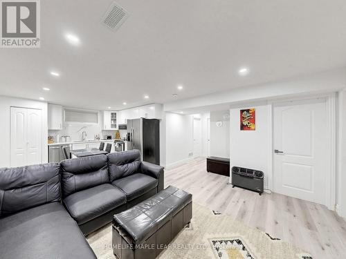 107 Green Bank Drive, Cambridge, ON 
