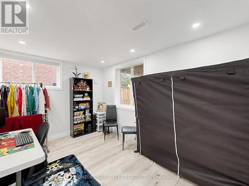 107 Green Bank Drive, Cambridge, ON 