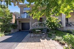 288 SELBY AVENUE Ottawa, ON K1Z 6R1